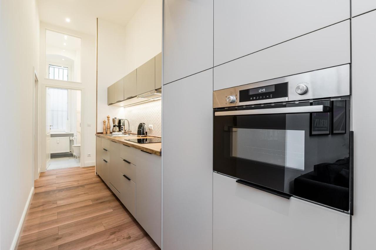 Neues Design-Apartment In Friedrichshain Berlino Esterno foto